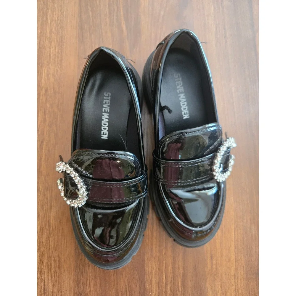 Steve Madden note small